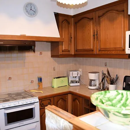 Spacieux A Avec Piscine Privee.